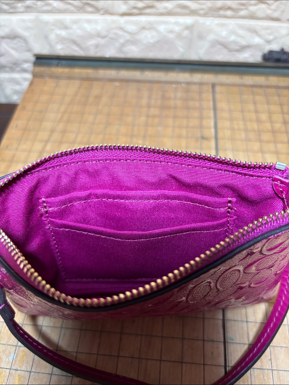Coach Patent Debossed Signature C Wristlet Corner Zip w Gold Tone Hot Pink - Picture 13 of 17